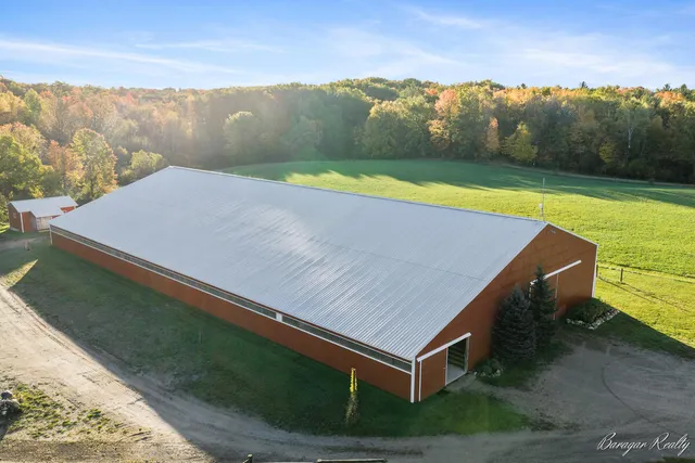 $400,000 | 13806 South Locust Avenue, Sand Lake, MI 49343