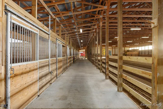 $400,000 | 13806 South Locust Avenue, Sand Lake, MI 49343