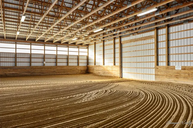 $400,000 | 13806 South Locust Avenue, Sand Lake, MI 49343