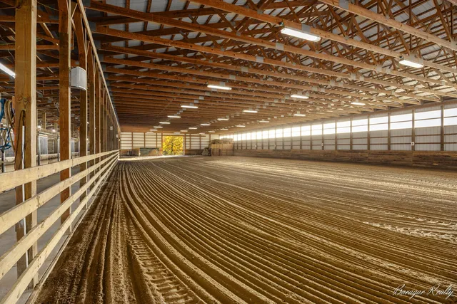 $400,000 | 13806 South Locust Avenue, Sand Lake, MI 49343