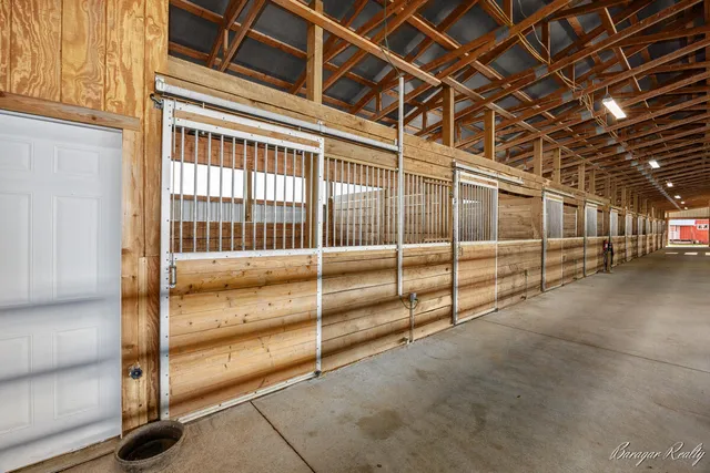 $400,000 | 13806 South Locust Avenue, Sand Lake, MI 49343