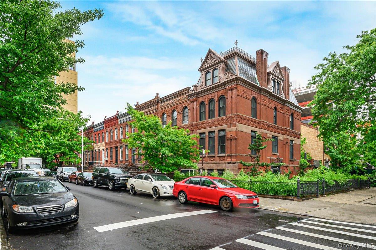 53 Linden Street Brooklyn, NY 11221 - Photo 2 of 15