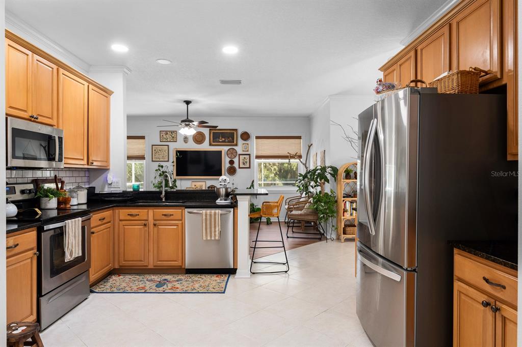 12402 Rustic View Court Tampa, FL 33635 - Photo 8 of 35