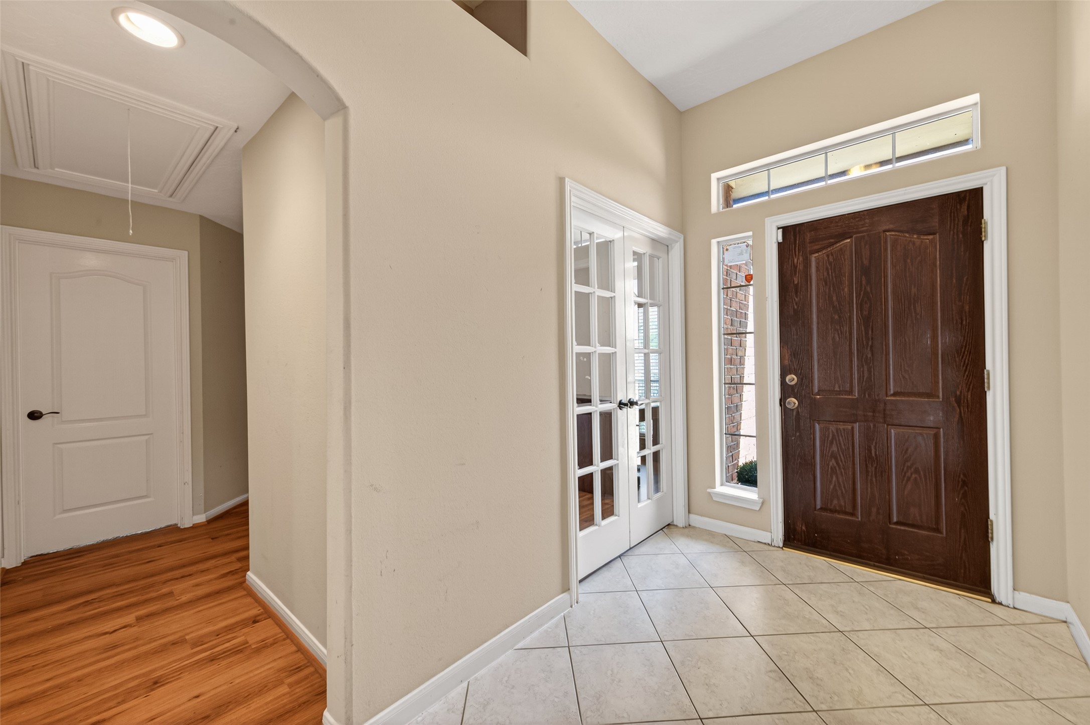 23211 Goldensong Court Spring, TX 77373 - Photo 5 of 50 Wide entryway. French doors on office to the right of entry.