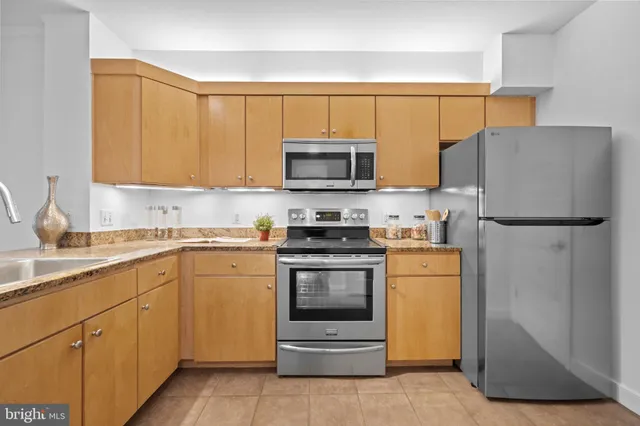 $437,499 | 616 E Street Northwest, Unit 609, Washington, DC 20004