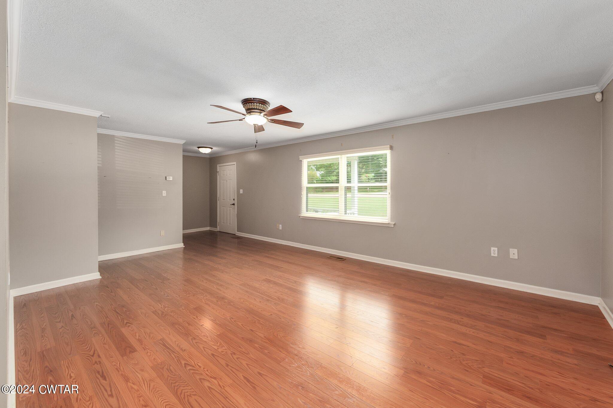 2991 Old Medina Road Jackson, TN 38305 - Photo 15 of 29 Living Room