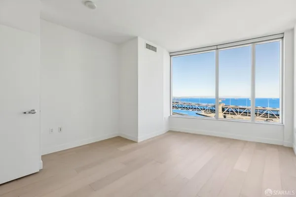 $7,800 | 338 Spear Street, Unit 23E, San Francisco, CA 94105