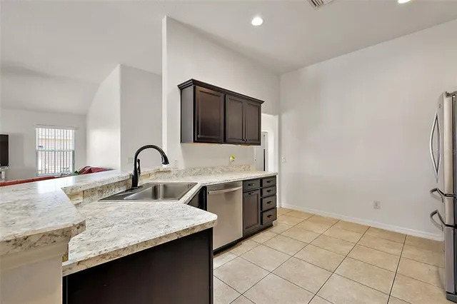 $480,000 | 11216 Hess Way, Oxford, FL 34484