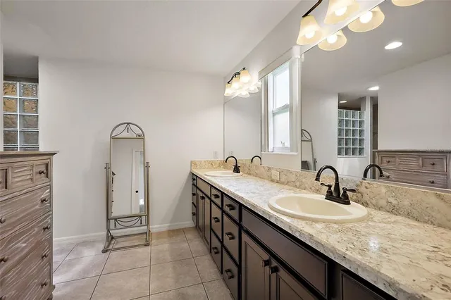 $480,000 | 11216 Hess Way, Oxford, FL 34484