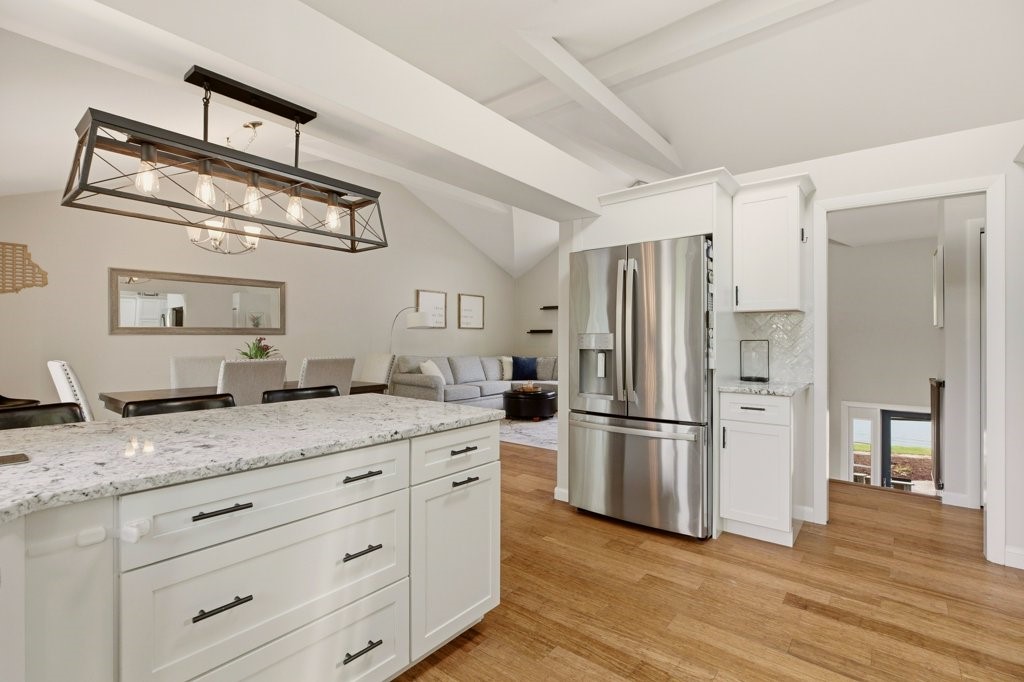 7 Friar Tuck Road Warwick, RI 02886 - Photo 13 of 49