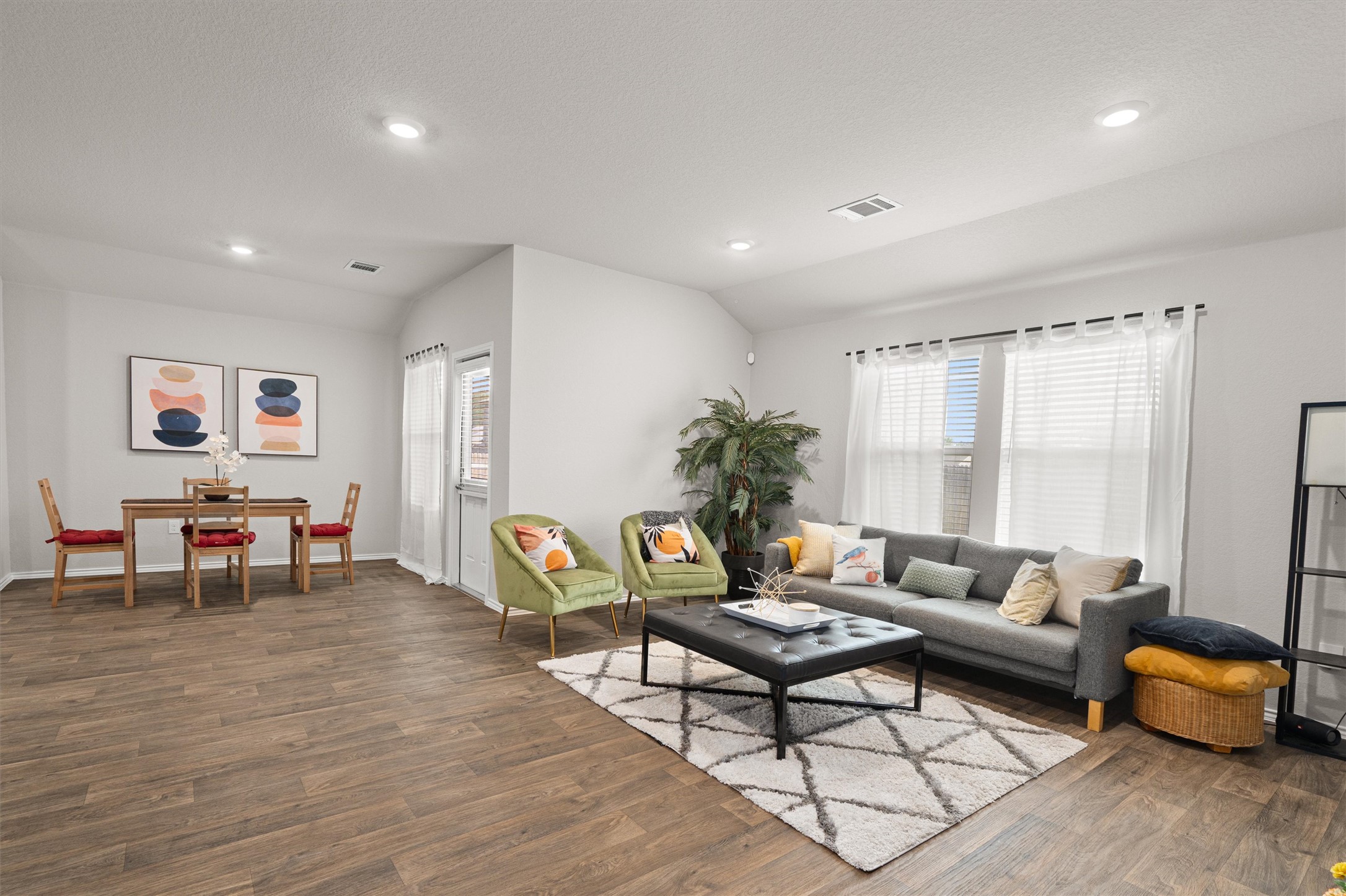 15217 Upland Willow Road Austin, TX 78724 - Photo 9 of 28