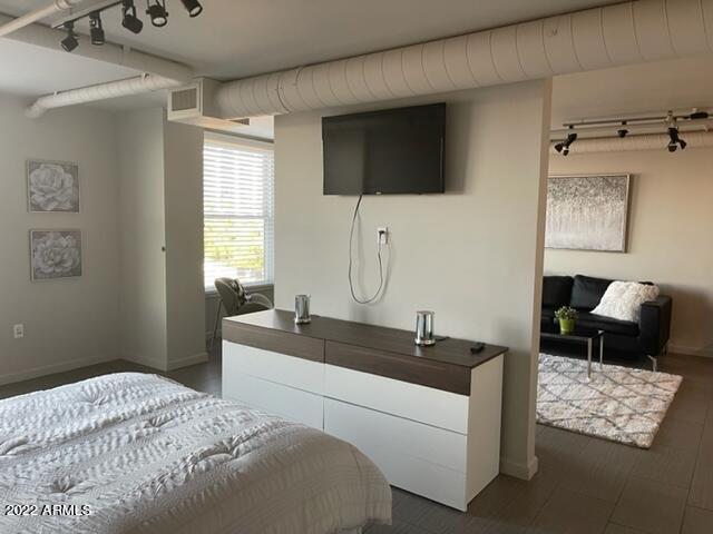 535 West Thomas Road, Unit 404 Phoenix, AZ 85013 - Photo 8 of 22 8
