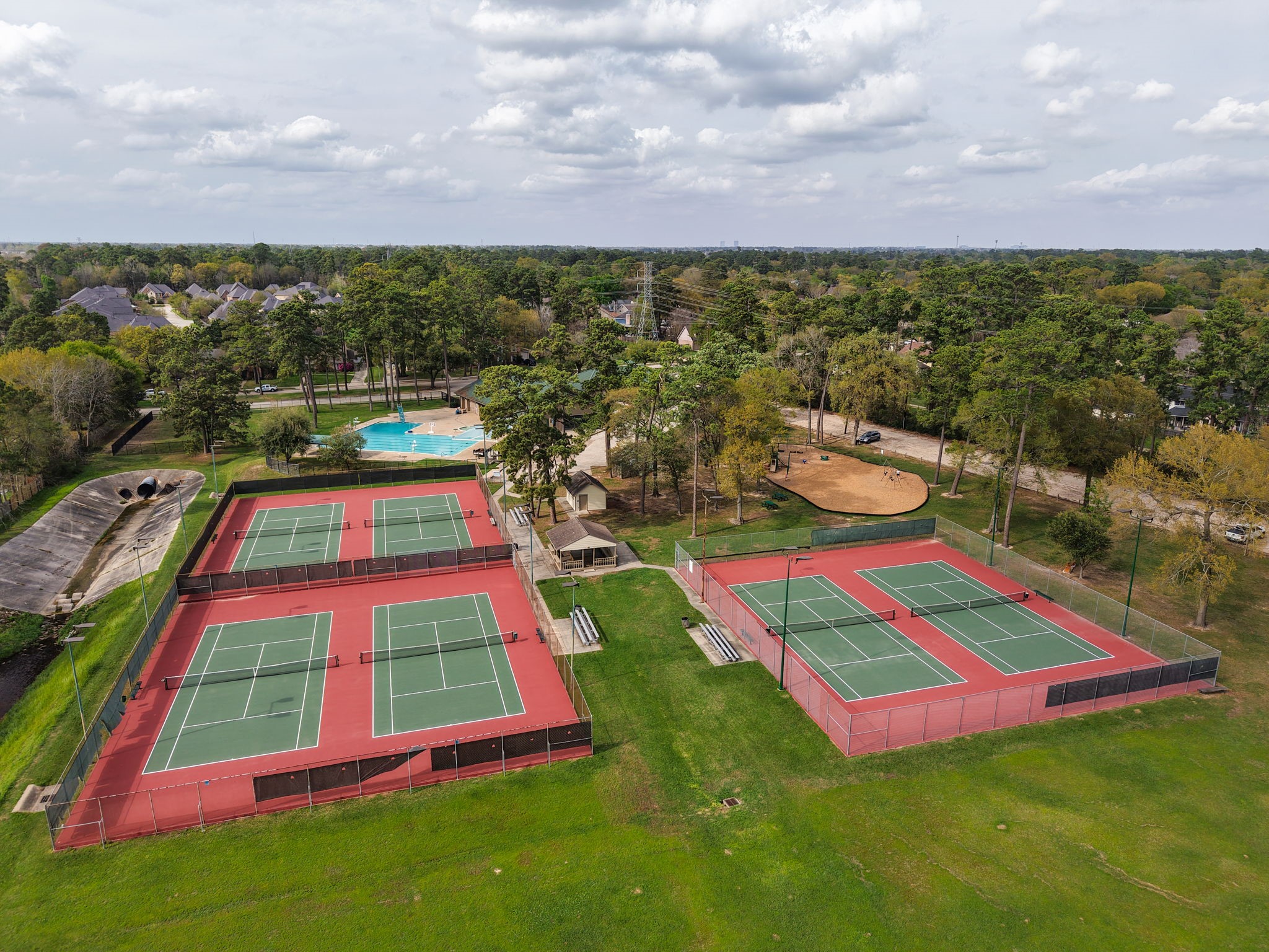 17507 Oxhill Court Spring, TX 77388 - Photo 36 of 44 Lots of tennis courts!