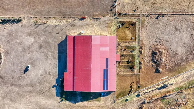 $1,999,000 | 1731 East 3900 North, Buhl, ID 83316