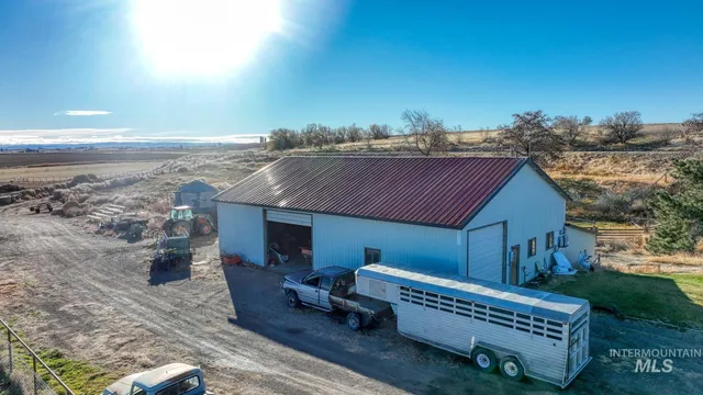 $1,999,000 | 1731 East 3900 North, Buhl, ID 83316