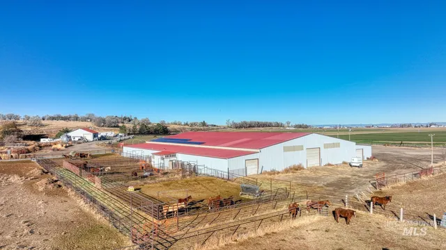 $1,999,000 | 1731 East 3900 North, Buhl, ID 83316