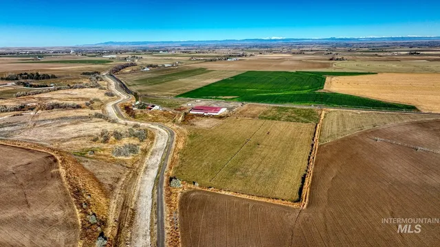 $1,999,000 | 1731 East 3900 North, Buhl, ID 83316