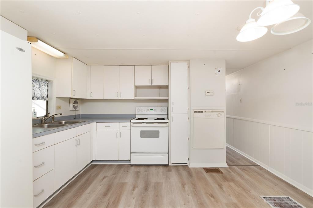 3405 Fremont Lane Spring Hill, FL 34607 - Photo 12 of 39