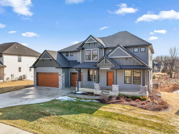 $999,870 | 1476 Palmer Drive North, Lake Elmo, MN 55042