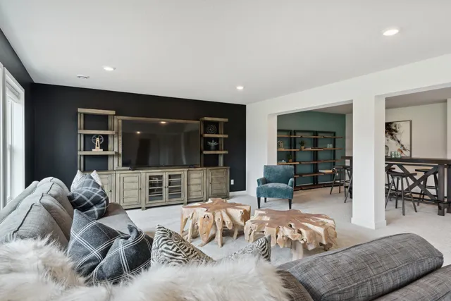 $1,075,135 | 1476 Palmer Drive North, Lake Elmo, MN 55042