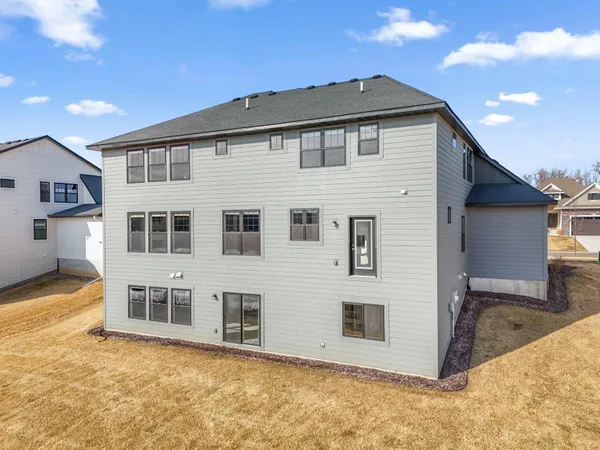 $999,870 | 1476 Palmer Drive North, Lake Elmo, MN 55042