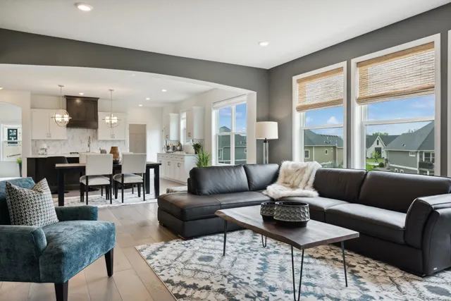 $1,078,135 | 1476 Palmer Drive North, Lake Elmo, MN 55042