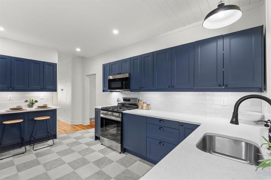 3933 Brighton Road Pittsburgh, PA 15212 - Photo 15 of 32 Gallery Image 15