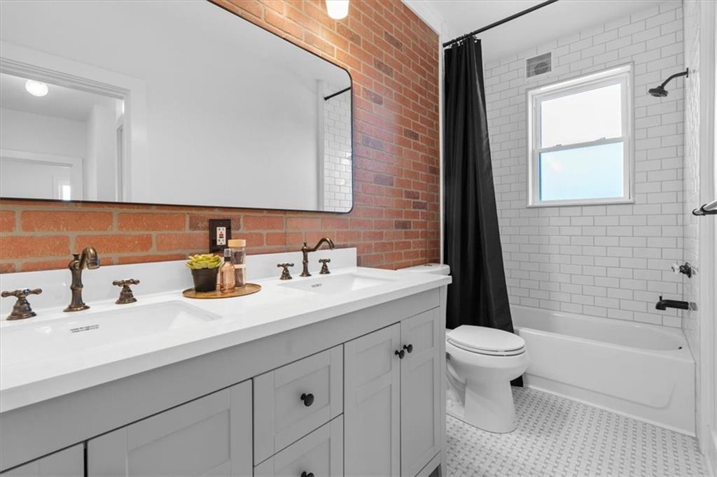 3933 Brighton Road Pittsburgh, PA 15212 - Photo 21 of 32 Gallery Image 21
