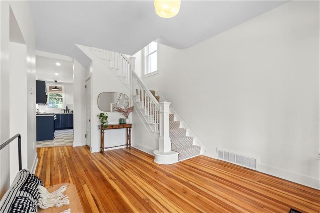 3933 Brighton Road Pittsburgh, PA 15212 - Photo 3 of 32 Gallery Image 3
