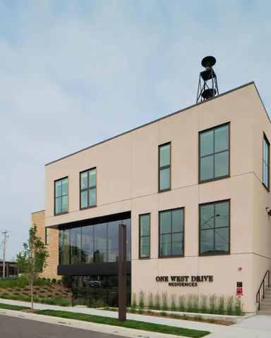 $6,995 | 7 West Drive, Excelsior, MN 55331