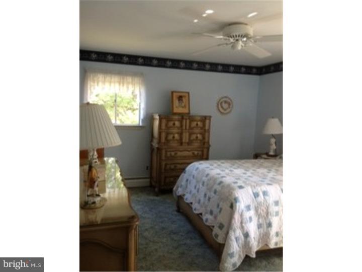 34 Bluebird Road Holland, PA 18966 - Photo 19 of 25 Gallery Image 19