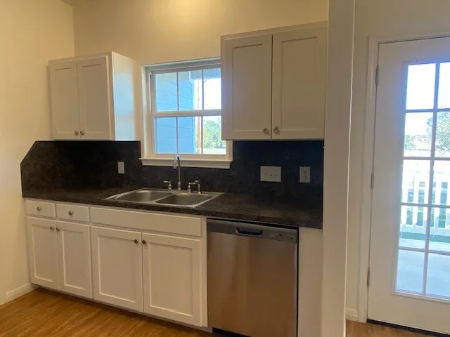 $268,000 | 112 Palmo Drive, Luling, TX 78648