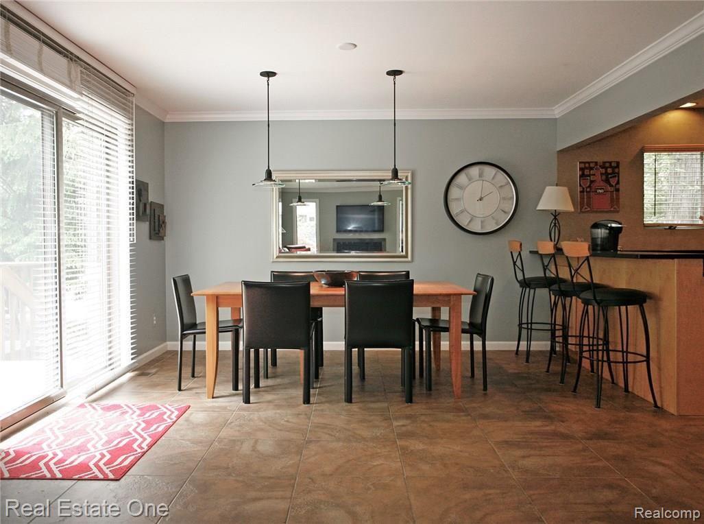 225 South Helen Avenue Rochester, MI 48307 - Photo 6 of 20 helen 9.JPG