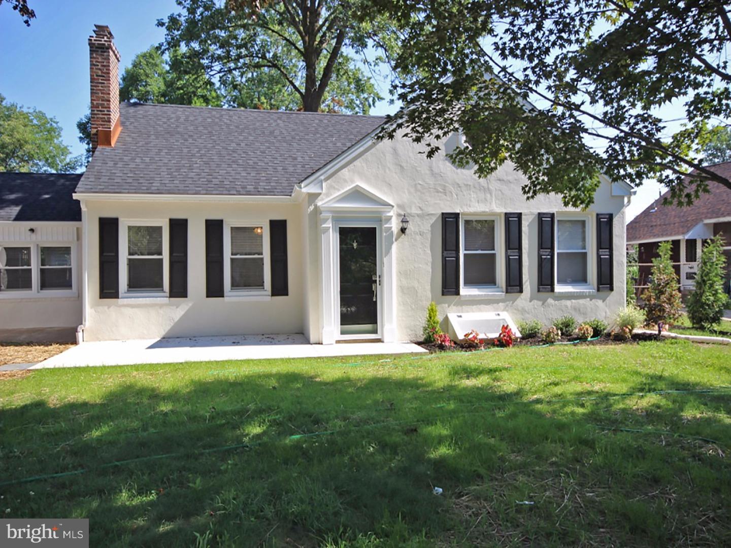 449 Pinecrest Road Springfield, PA 19064 - Photo 2 of 25 a view of a house with a yard and plants