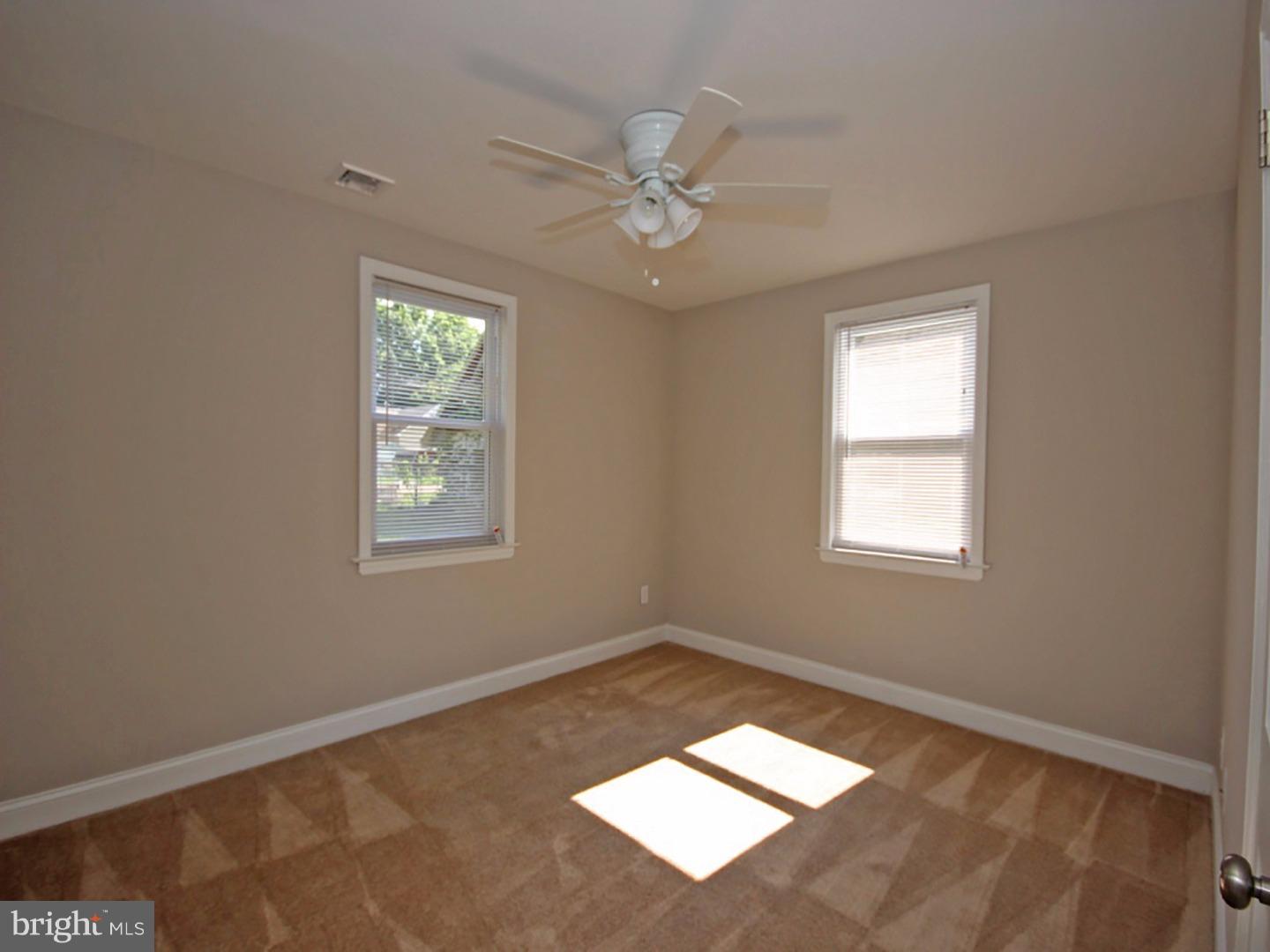 449 Pinecrest Road Springfield, PA 19064 - Photo 17 of 25 an empty room with a window