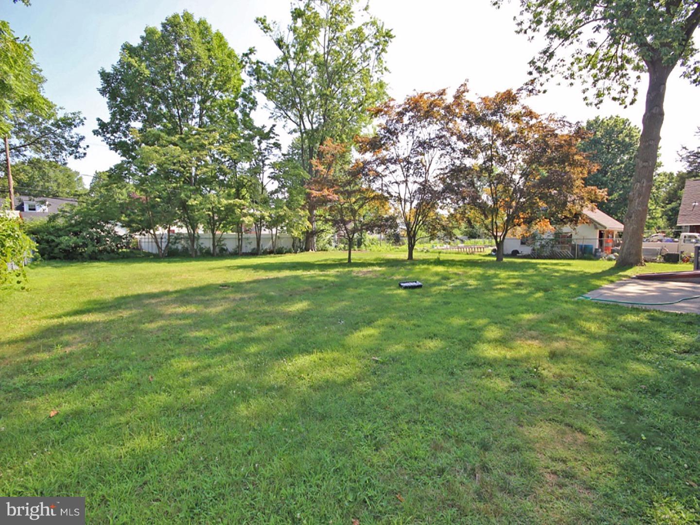 449 Pinecrest Road Springfield, PA 19064 - Photo 23 of 25 a view of a golf course with a trees