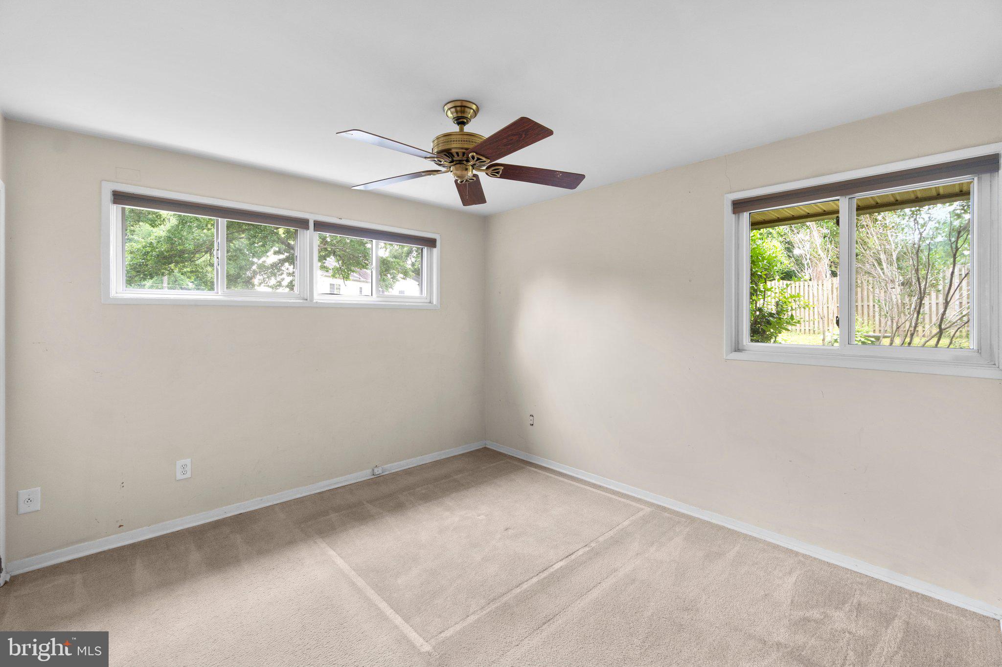 7303 Foxe Place Springfield, VA 22151 - Photo 16 of 38 Primary Room