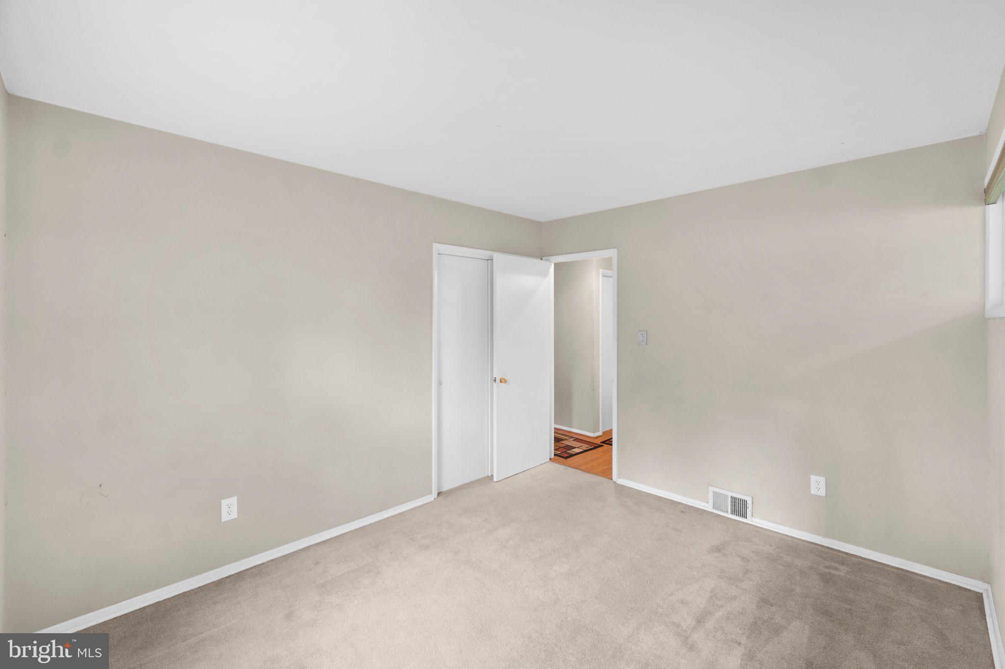 7303 Foxe Place Springfield, VA 22151 - Photo 22 of 38 Bedroom #3