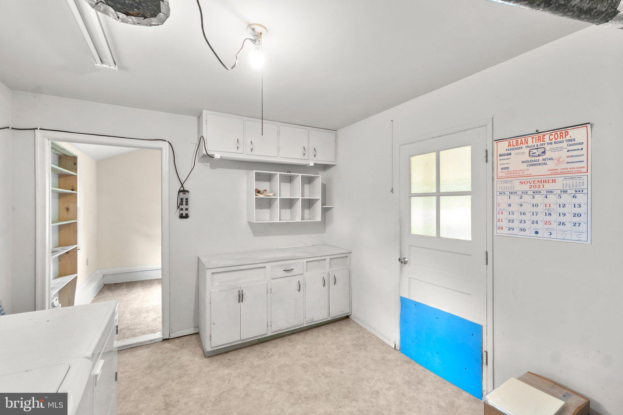 7303 Foxe Place Springfield, VA 22151 - Photo 26 of 38 Access to Carport from Laundry Room