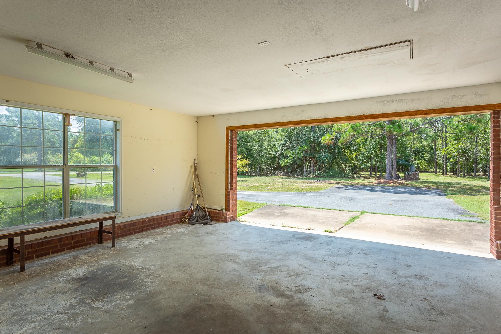 252 Rice Road Chattahoochee, FL 32324 - Photo 4 of 20 Gallery Image 4