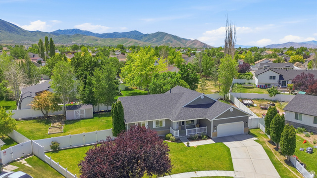 832 East Cedarview Street Tooele, UT 84074 - Photo 2 of 67