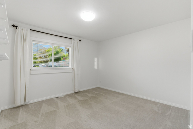 877 700 West Provo, UT 84604 - Photo 22 of 43