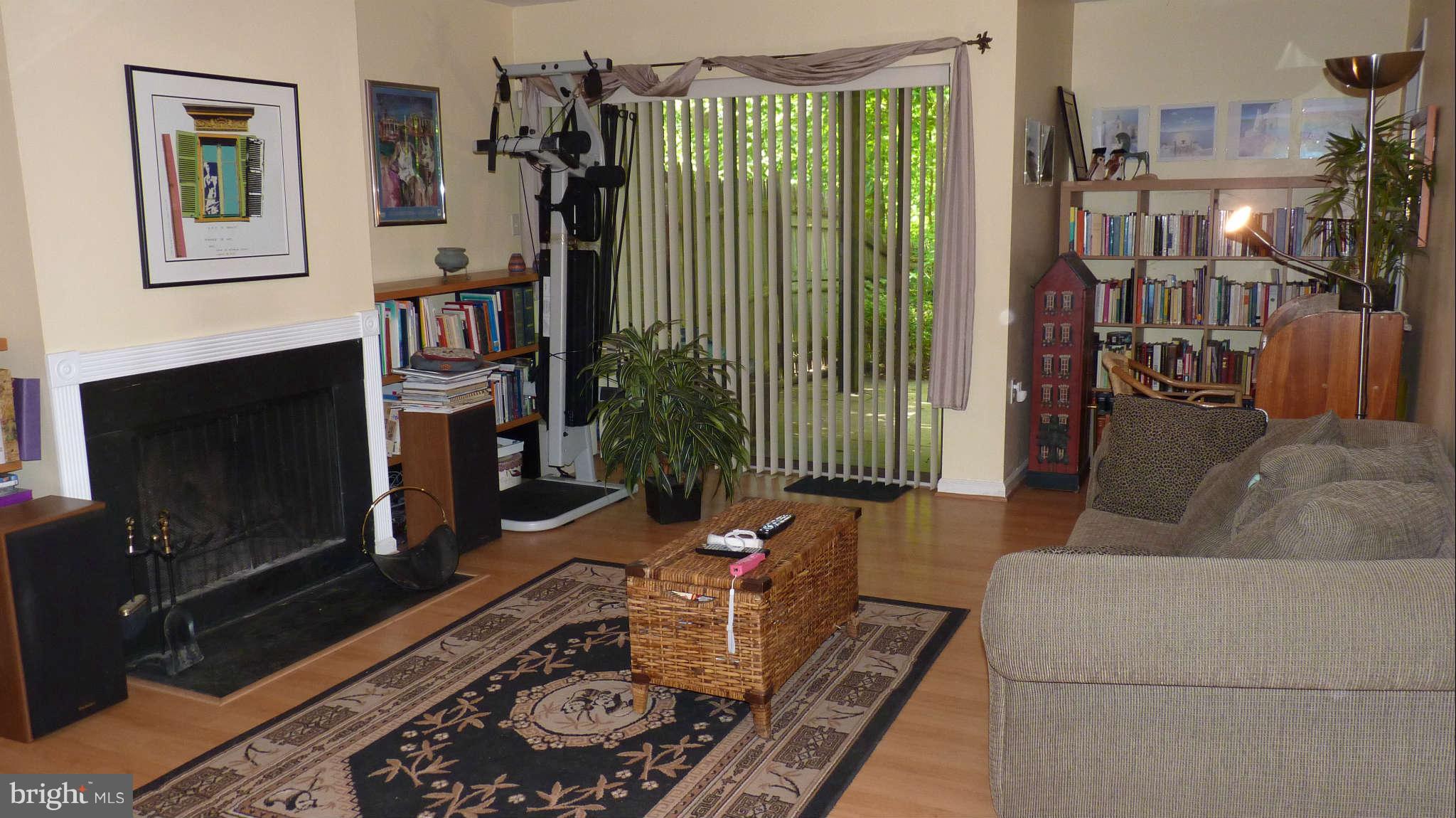 8132 Inverness Ridge Road Potomac, MD 20854 - Photo 18 of 26 Family Room