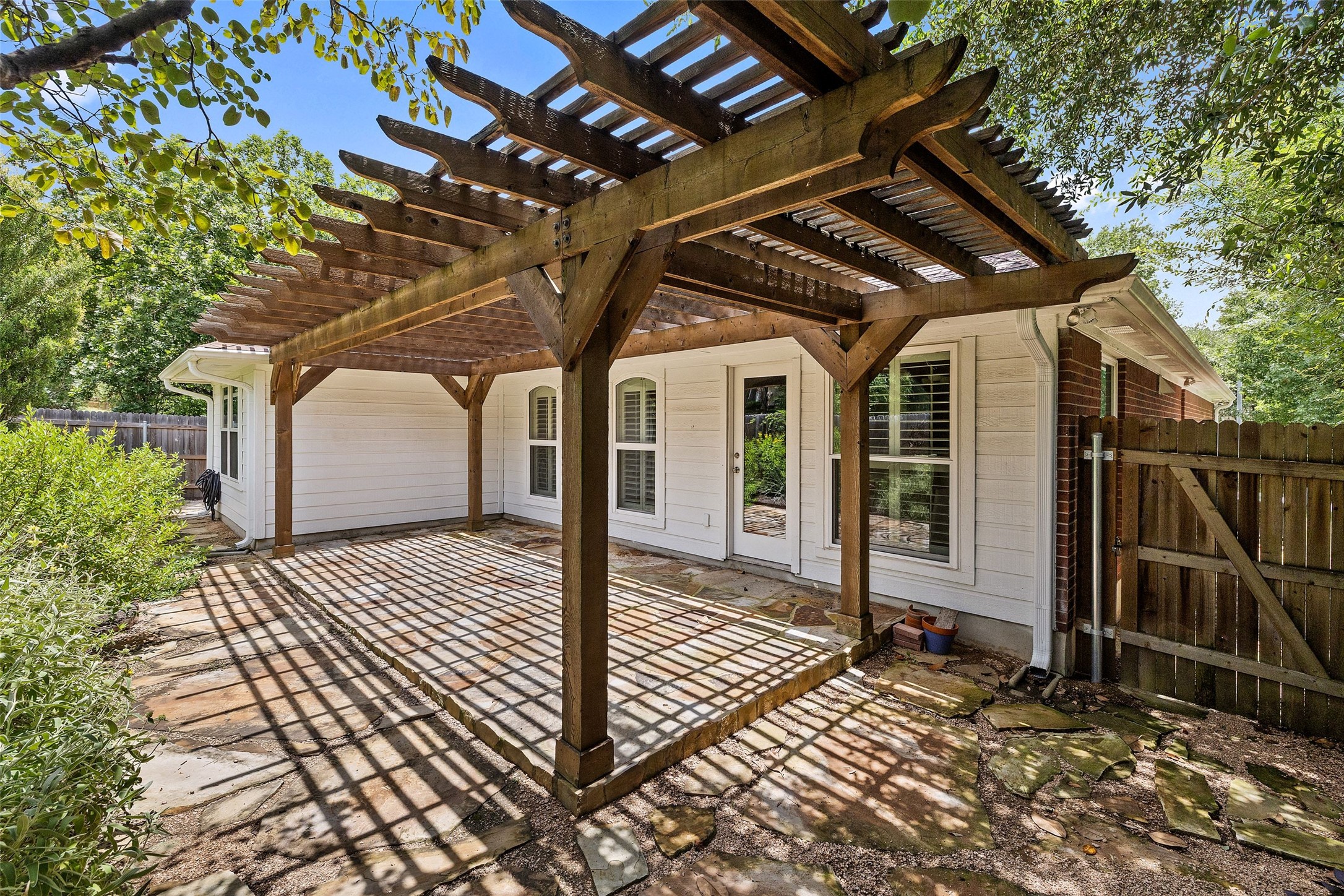 6706 Debcoe Drive Austin, TX 78749 - Photo 37 of 40