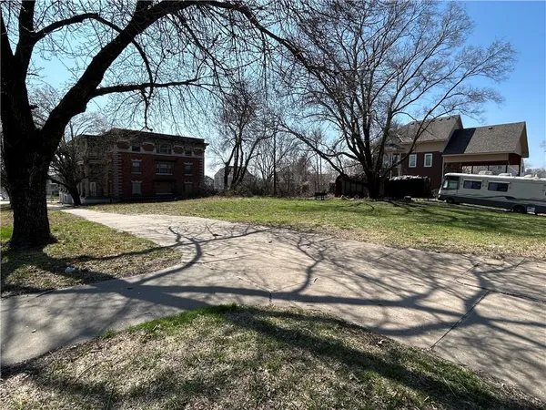 $55,000 | 900 Benton Boulevard, Kansas City, MO 64124