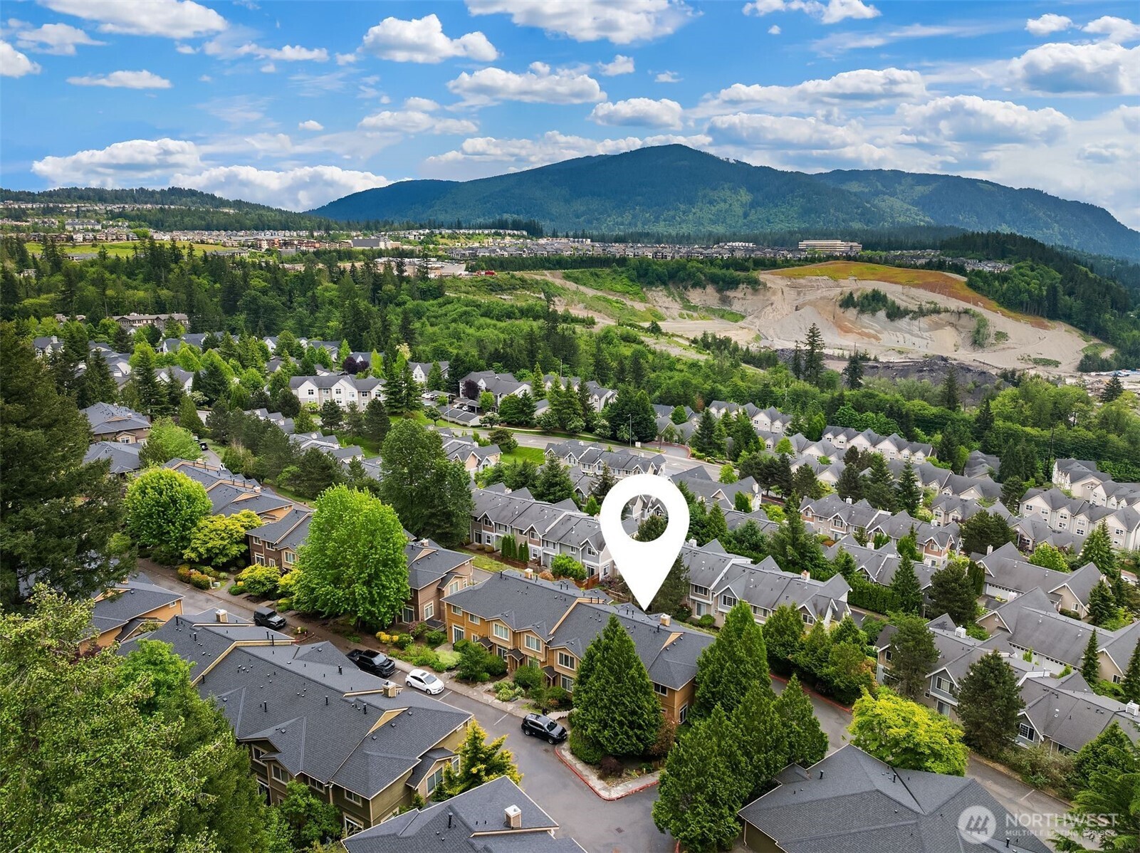 23300 Southeast Black Nugget Road, Unit M2 Issaquah, WA 98029 - Photo 33 of 36