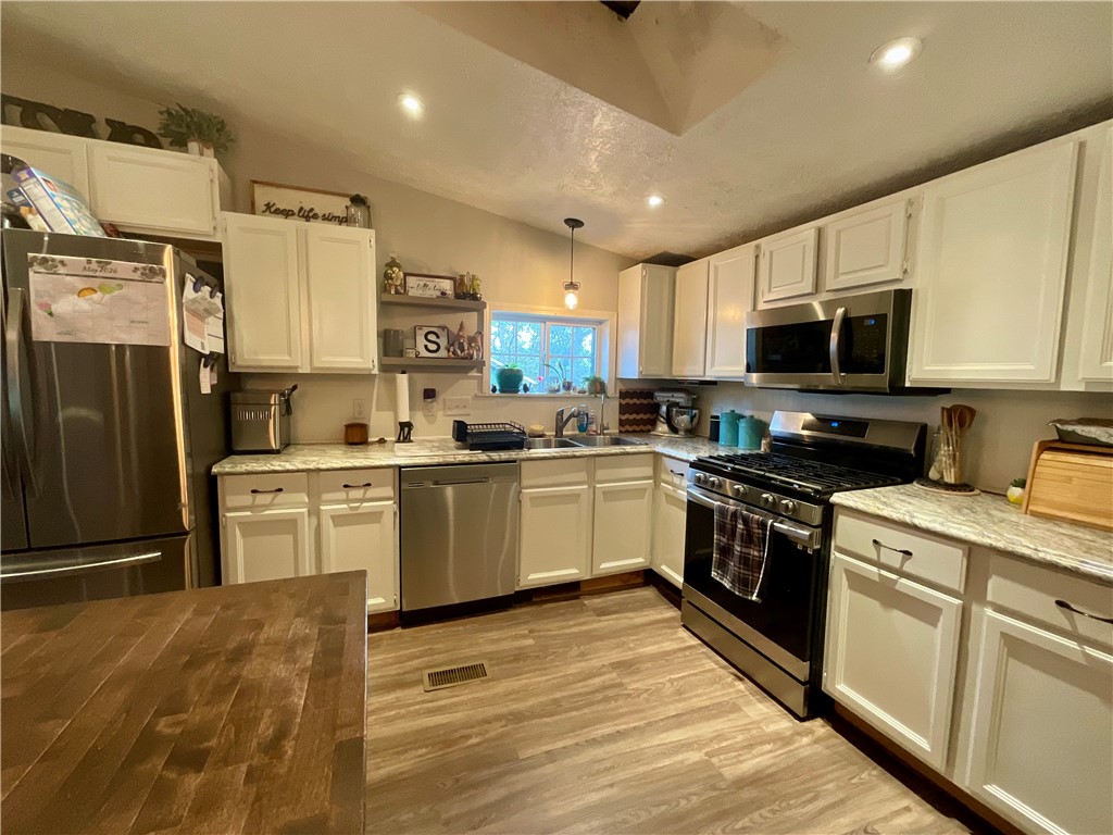 8178 Parker Hill Road Sparta, NY 14437 - Photo 5 of 32