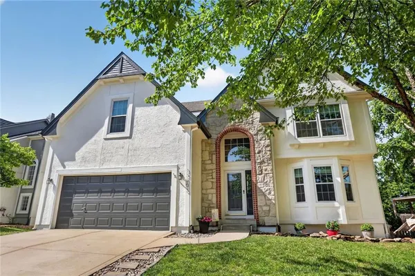 $540,000 | 13303 West 131st Street, Overland Park, KS 66213