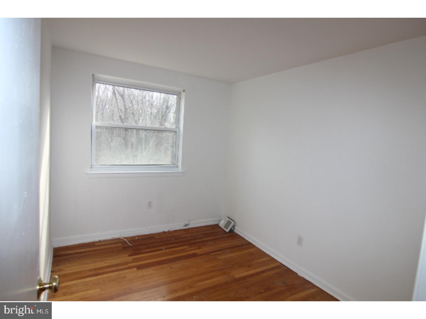 9137 Ryerson Road Philadelphia, PA 19114 - Photo 7 of 9 Gallery Image 7