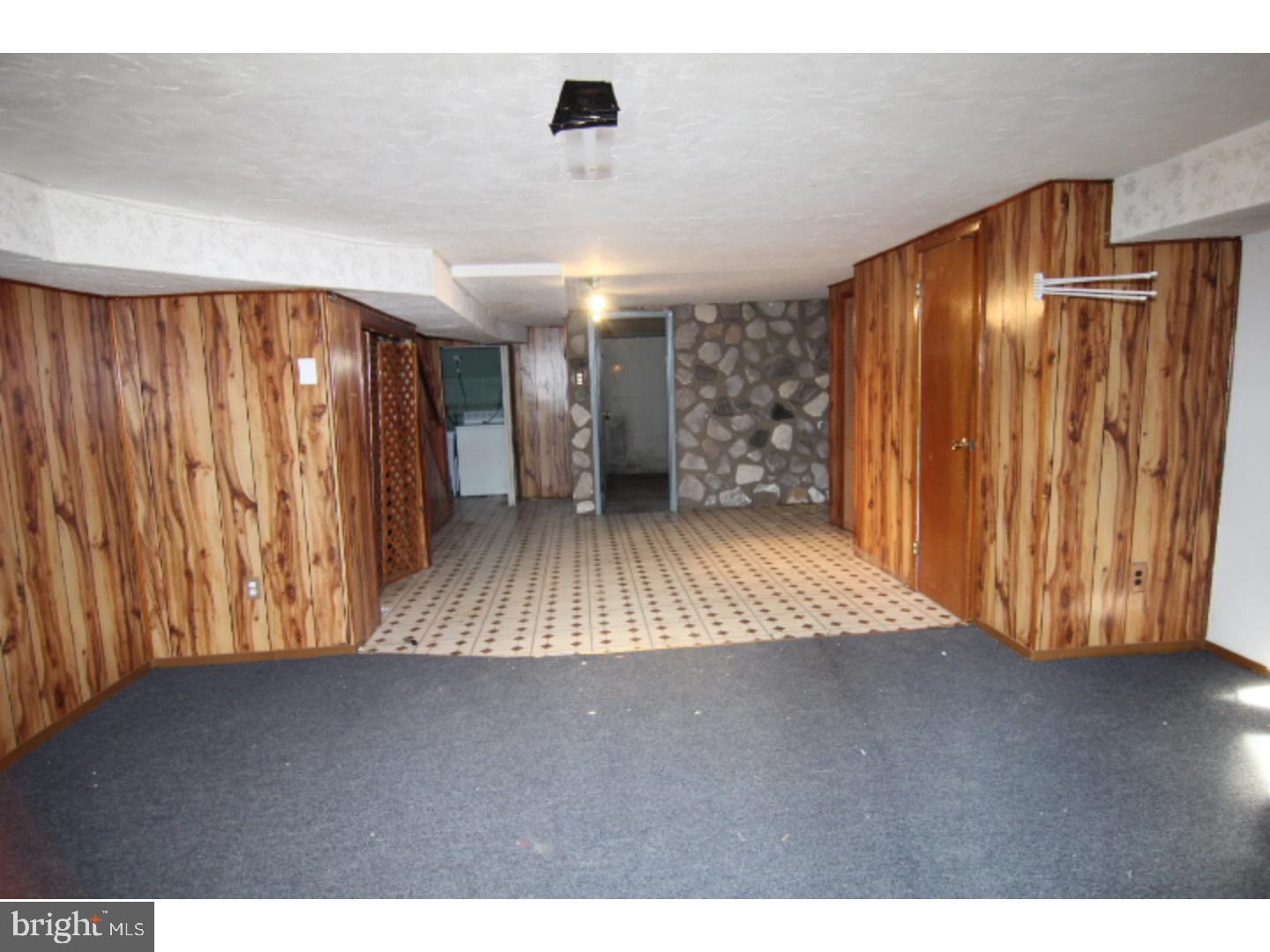 9137 Ryerson Road Philadelphia, PA 19114 - Photo 8 of 9 Gallery Image 8
